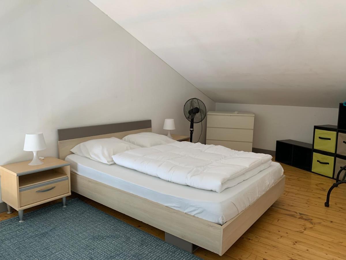 Appartement Tout Confort En Mezzanine A 20Mn A Pied Du Centre-Ville Avec Tv Et Wifi لا روشيل المظهر الخارجي الصورة